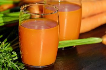 These 10 Beauty And Body Improvements Happen By Drinking This Simple Carrot Juice Mixture