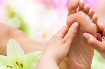 Here’s Why You Need To Massage Your Feet Daily…Everyone Can Benefit From This