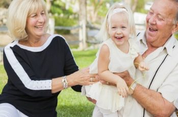 Study Shows Grandparents Who Babysit More And Less Likely To Develop Alzheimer’s